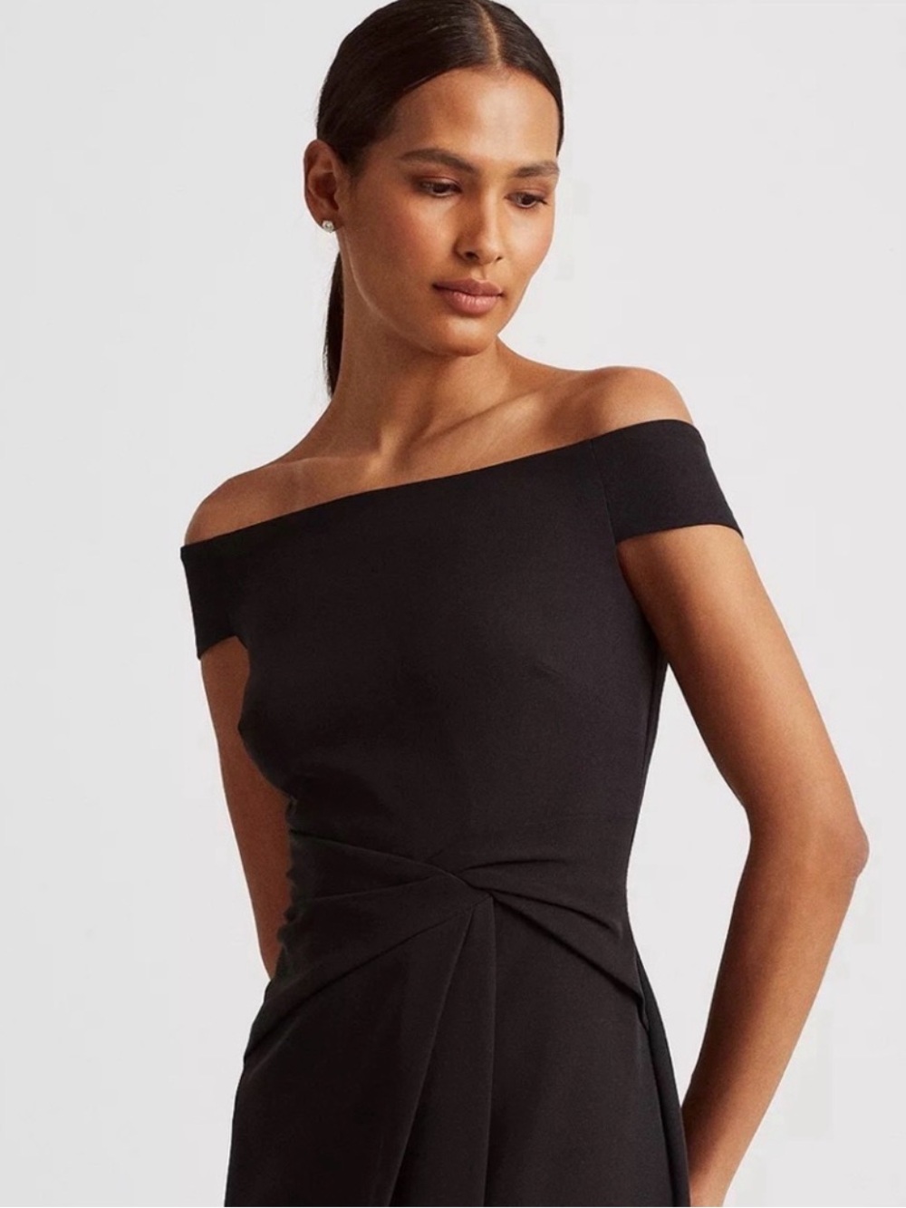 Ralph Lauren Elegant Black Off-Shoulder Twist-Waist Evening Dress - Picture 3 of 8